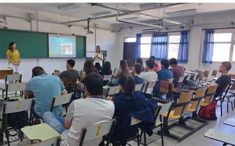 Taller Aplicación de Habilidades de Comunicación y Presentación con un