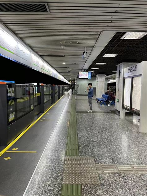 Stations Os Shanghai Metro Line 2 Rtransit