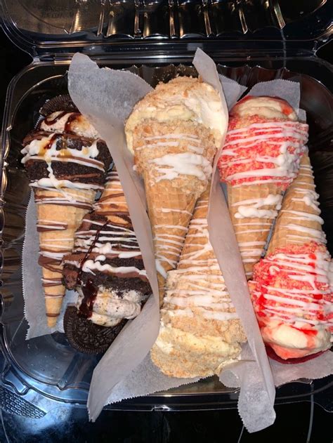 Cheesecake Stuffed Waffle Cones Oreo Banana Pudding Strawberry Crunch