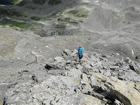 Lena Im Aufstieg Ber Den Schuttigen Ostgrat Fotos Hikr Org