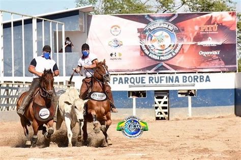 Parque Rufina Borba Puxa Fila De Vaquejadas Liberadas Cavalus