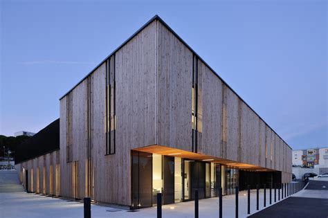 Social Center In Aubenas Composite Architectes Archdaily