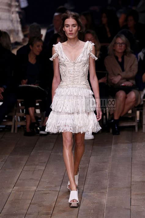 Alexander Mcqueen Ready To Wear Fashion Show Collection Spring Summer