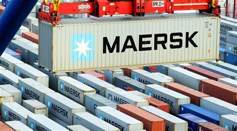 Two Maersk container ships heading for Los Angeles - FullAvanteNews