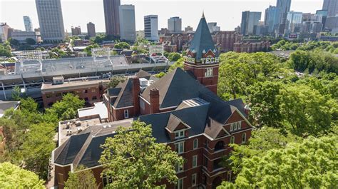 2020 Awards: Georgia Tech Honors College of Sciences Faculty and Staff ...