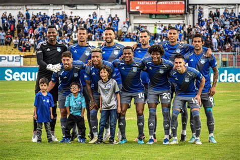 Emelec Lleva Su Explosi N Azul A Cuenca Y Derrota A Libertad Fc