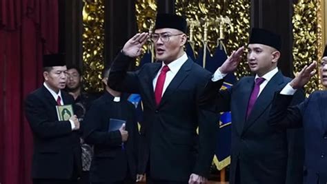 Dilantik Jadi Stafsus Menhan Apa Tugas Deddy Corbuzier Kailipost