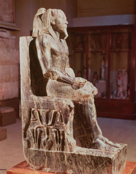 Statua Di Khafre In Trono Egyptian Th Dynasty