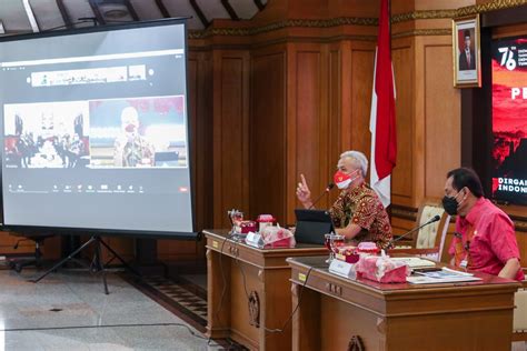 Ganjar Izinkan Perguruan Tinggi Lakukan Uji Coba Ptm Pemerintah