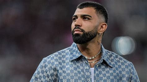 Após término influenciadora Gabigol do Flamengo vive novo