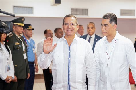 Fotos Presidenciard Llegada Del Gobernador De Puerto Rico Pedro