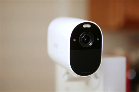 Arlo Essential XL Spotlight Camera Review: Plenty of Smarts | Digital ...