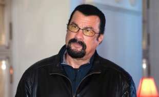 Steven Seagal Che Figlio Di Putin Lattore Americano Diventato Il