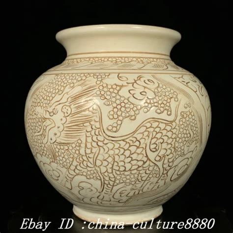 Vieux Cylindre Crock De Dragon En Porcelaine De Four De Song