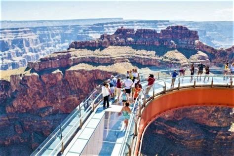 Solve Grand Canyon Skywalk Jigsaw Puzzle Online With 117 Pieces