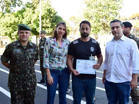 B Fv Batalh O Mau Forma Motoristas Profissionais Para Outras Om