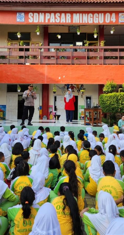 Bimas Polsek Pasar Minggu Gelar Penyuluhan Tentang Bullying Dan