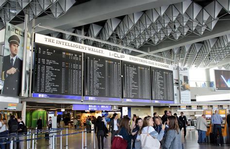 Sicherheitskontrolle Flughafen Frankfurt: Neue CT-Scanner an drei weiteren Kontrollstellen ...