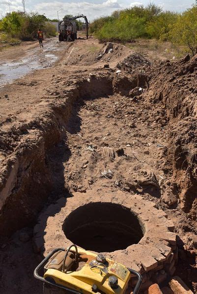 Atienden Problemas De Drenaje En La Colonia Amaneceres Despierta Sonora