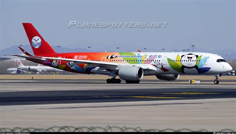 B 325J Sichuan Airlines Airbus A350 941 Photo by 李元翚ZBAAMarkLee ID