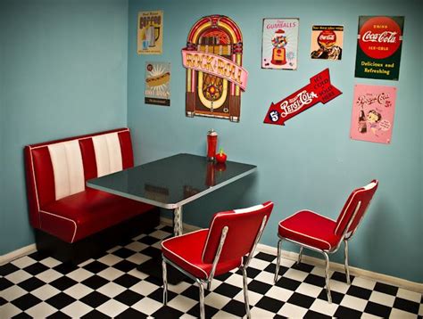 20+ Retro Diner Kitchen Decor