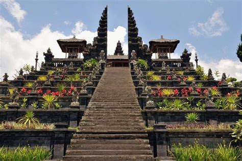 LimaKaki Lokasi Wisata Antimainstream Di Pulau Bali