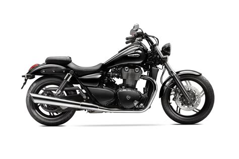 TRIUMPH Thunderbird Storm (2014-2015) Specs, Performance & Photos - autoevolution