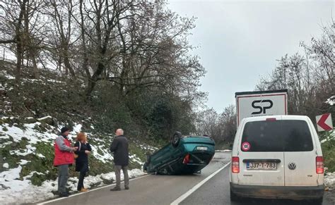 Automobil Zavr Io Na Krovu Nesre A Na Putu Kla Nice Prnjavor