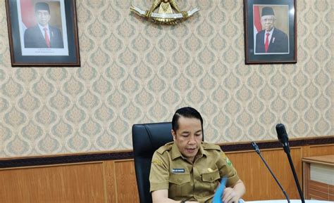 Mewakili Pj Gubernur Sumsel Kepala Dinas Tenaga Kerja Transmigrasi