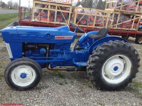 Ford 2000 Tractor Photos Information