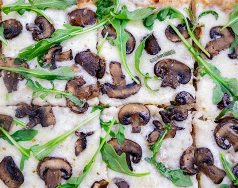 Mushroom And White Sauce Puff Pastry Pizza Lola Jay Yum