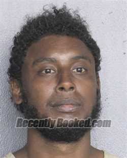 Recent Booking Mugshot For Kelvin Bernard Wright In Broward County