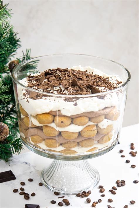 10 Minute Easy Chocolate Baileys Tiramisu Baileys Trifle Recipes