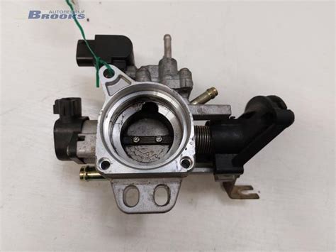 Throttle Body Toyota Yaris V Vvt I J Szfe Pierburg