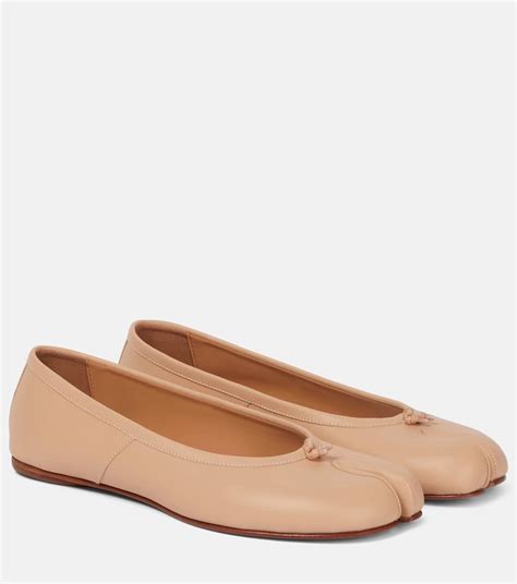 Maison Margiela Tabi Leather Ballet Flats In Brown ModeSens