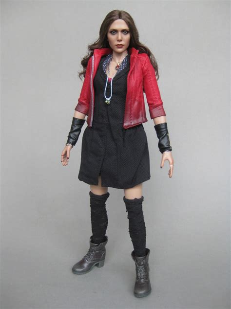 DeSMOnd Collection Hot Toys 1 6 Scarlet Witch In Age Of Ultron Pt 2