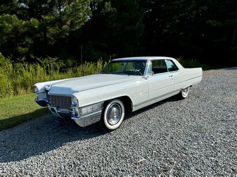 1965 Cadillac Coupe DeVille Classic Collector Cars