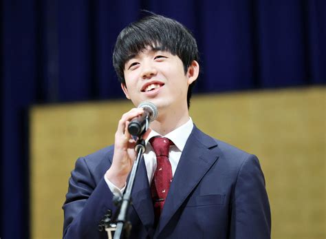 藤井聡太8冠1年振り返り「思っていた以上の結果」将棋オールスター東西対抗戦前日会見 社会写真ニュース 日刊スポーツ