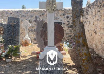 Cruces Y Arte Funerario Marmoles Irelia