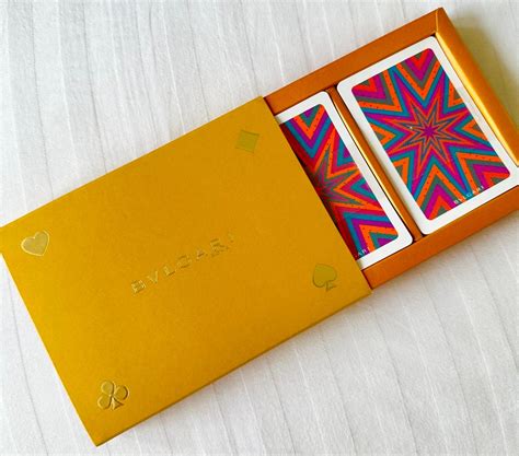 Bulgari playing cards in SW1X London für 40,00 £ zum Verkauf | Shpock DE