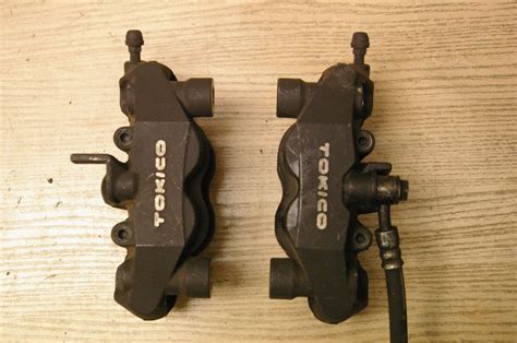 Suzuki GSX R GSXR 600 750 2006 2007 Front Brake Calipers Pads