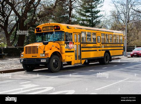 Schoolbus New York City, USA. Yellow schoolbus parked on 8th Avenue ...