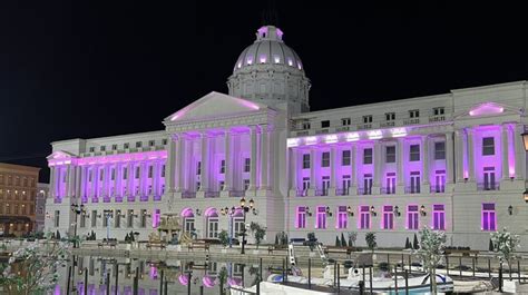 Svi Odmah Na Pink Od Ve Eras Bela Ku A Postaje Bogatija A Odmah Nakon