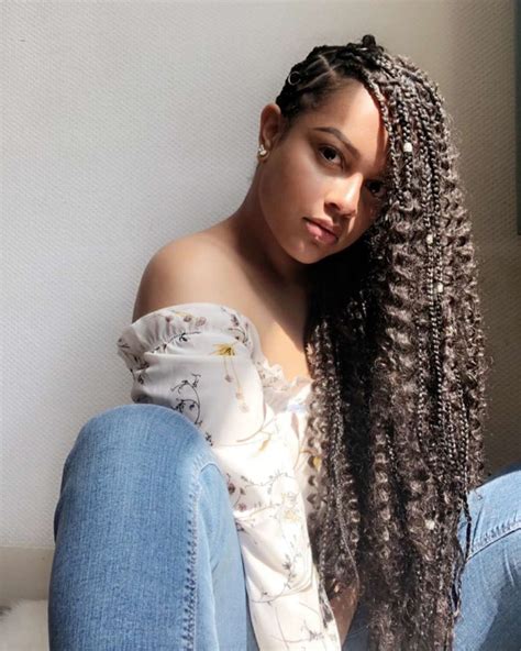 Top 10 Goddess Box Braids Styles For Summer And Beyond