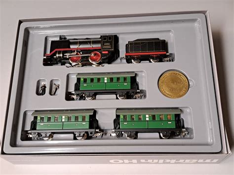 Nostalgisches M Rklin Set Mit Dampflok Und Personenwagen Ho Kaufen