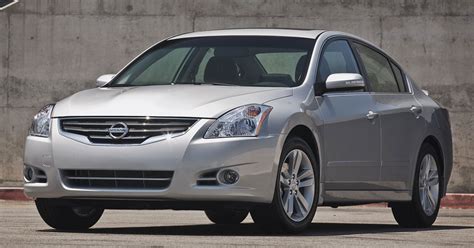 Nissan Altima Generations Through The Years ®