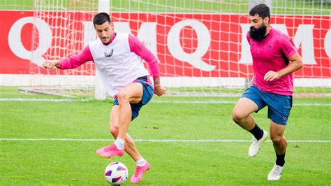 En Directo Rueda De Prensa De Asier Villalibre Athletic Club Website