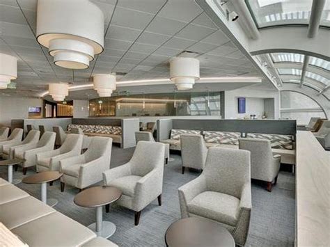 The Club MCO (Gates 70-99) MCO Airport Lounges Terminal B Concourse 4 ...