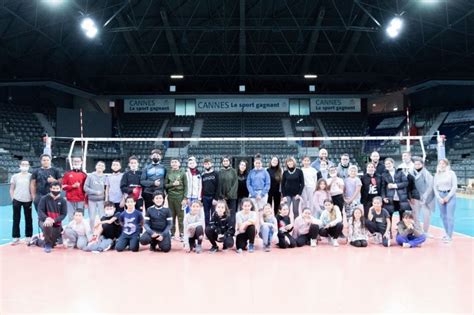 Volley Ball Racing Club De Cannes Go Ter Et Cadeaux Pour Les Jeunes