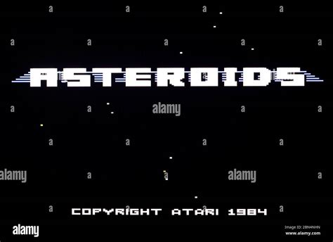 Asteroids Atari 7800 Videgame Stock Photo Alamy